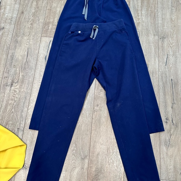 Figs Scrubs sets! 16 sets in total. - Picture 15 of 16